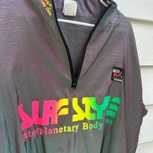 Vintage 90’s surf style windbreaker